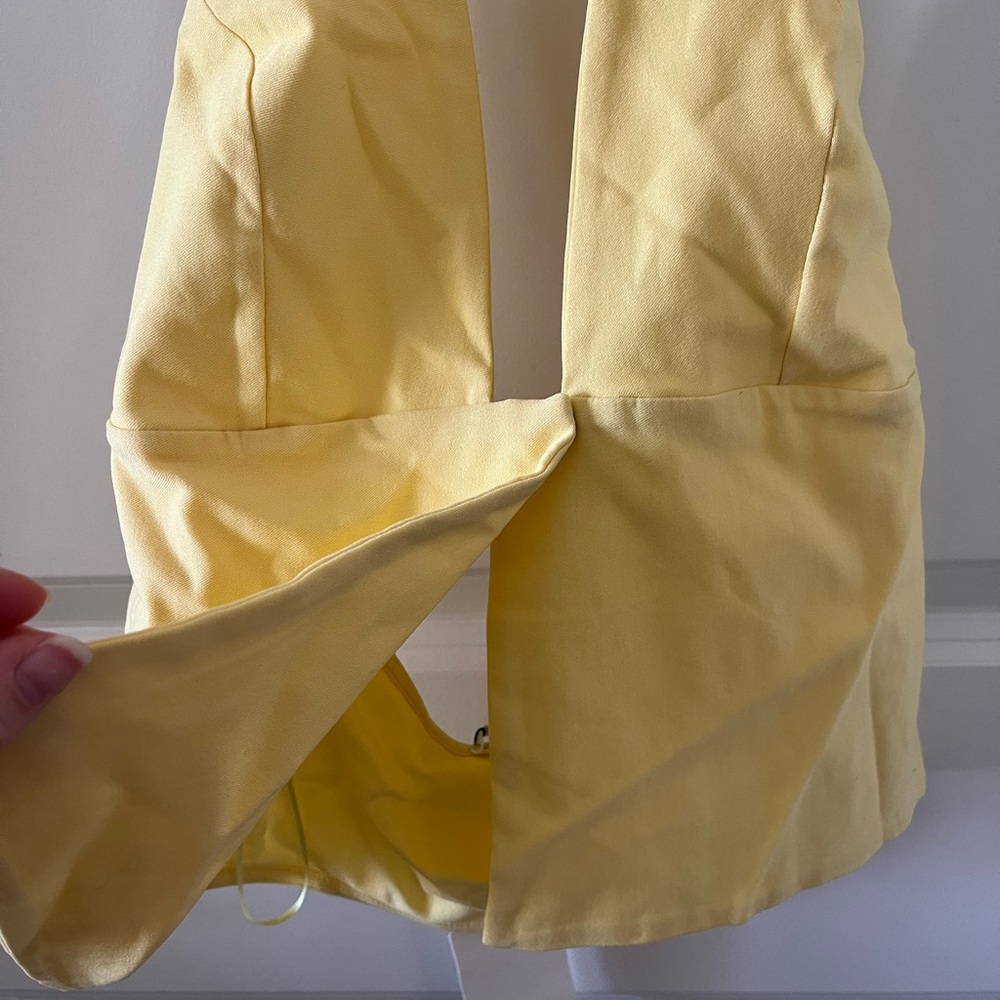 NWT Zara Yellow Halter Top - Med - Picture 4 of 9
